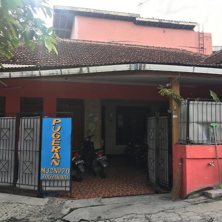 Destiny House Ξενοδοχείο Γιογκιακάρτα Εξωτερικό φωτογραφία